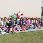 Santa and the kids at Potter take a group photo before he heads back to the North Pole. 150x150 Potter Elementary School