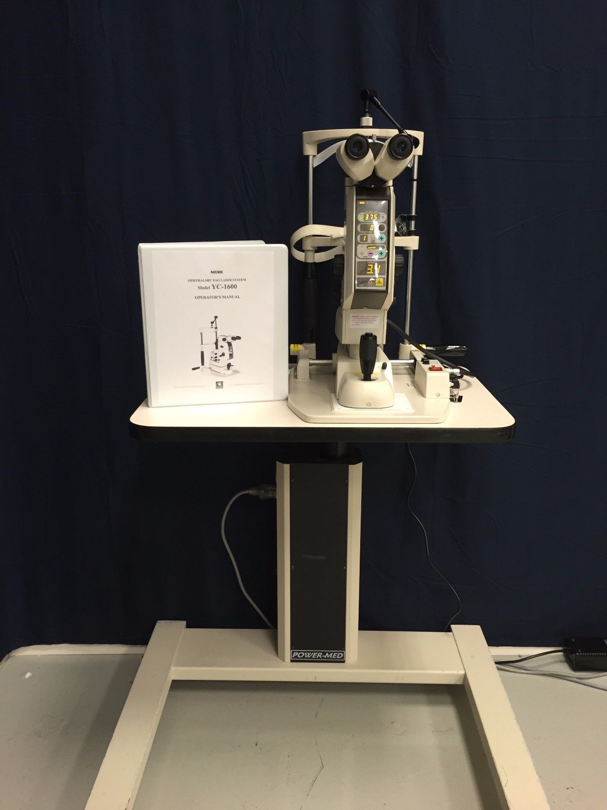 Nidek YC 1600 Laserex Ellex Ultra Q Ophthalmic YAG Laser System w Table & Manual