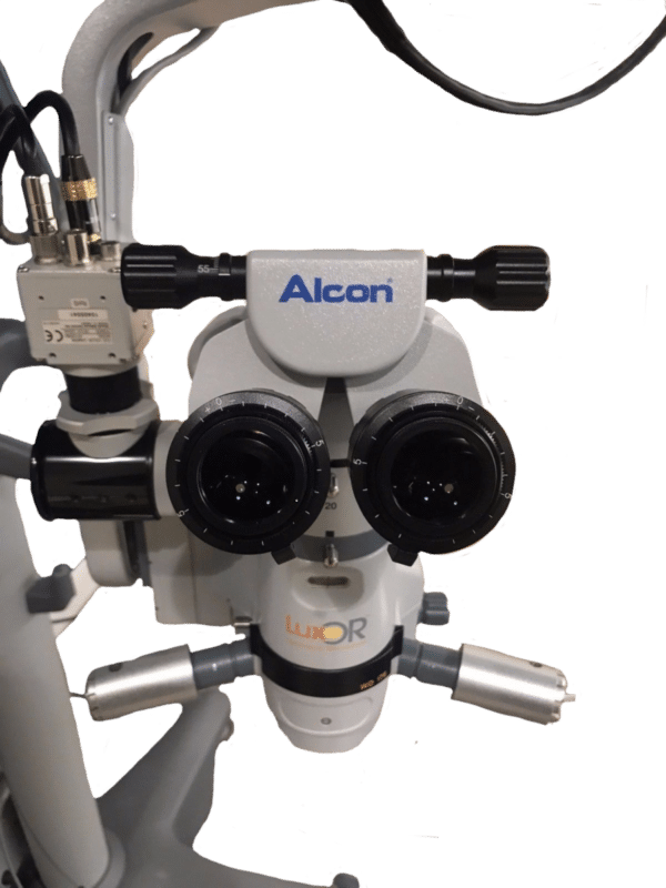 2014 Alcon Luxor Surgical Ophthalmic Microscope 600x800 Alcon Luxor Surgical Ophtahlmic Microscope